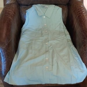 NWOT Sleeveless Light Green Linen Maternity Top